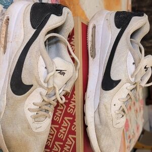 Nike White and Black Air Sneakers